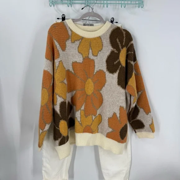 BiBi Orange, Brown, Cream large, bold Floral print Crew Neck cozy Sweater M - Picture 8 of 10